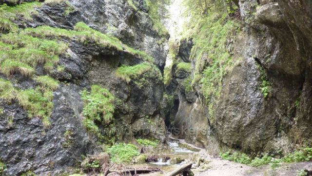 Jánošikovy diery