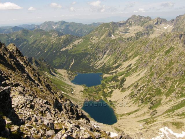 Temnosmriečinské plesa