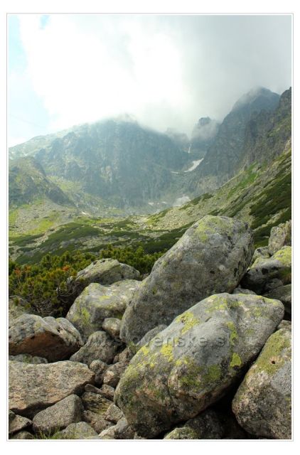 Lomnický štít v mracích