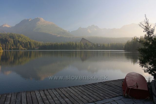 Štrbské pleso po ránu
