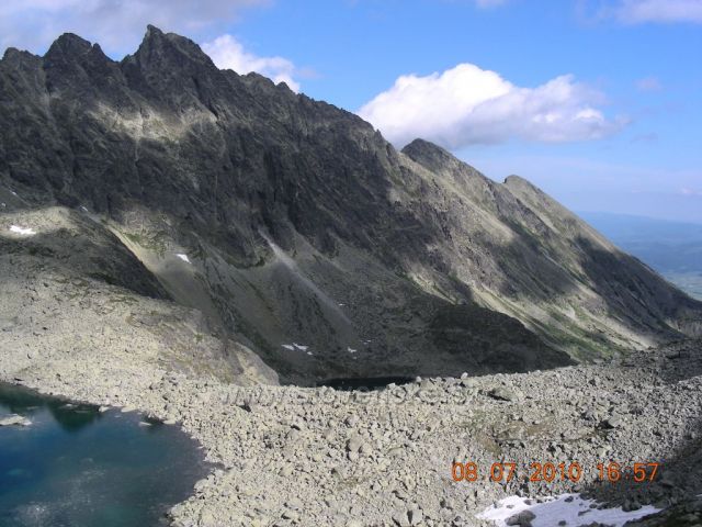 Satan 2421,5m.nm a ostatní Bašty