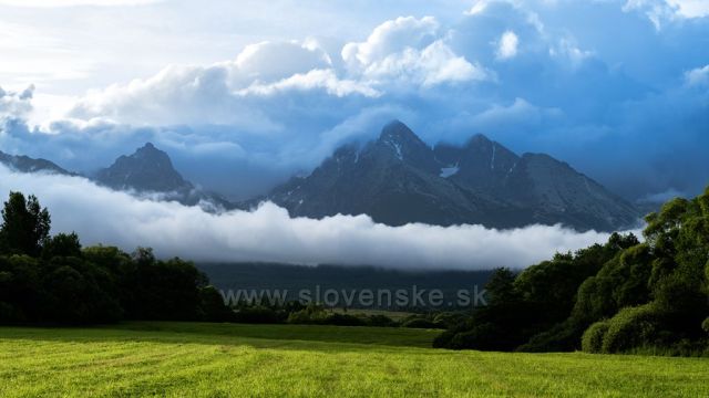 Tatranské štíty v bouři